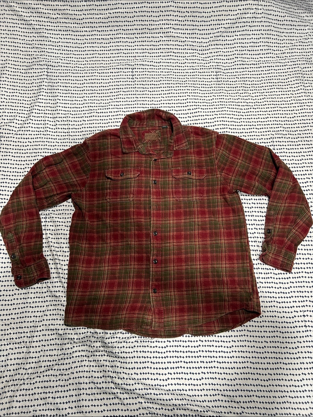 Men’s XL Red and Green Plaid Flannel